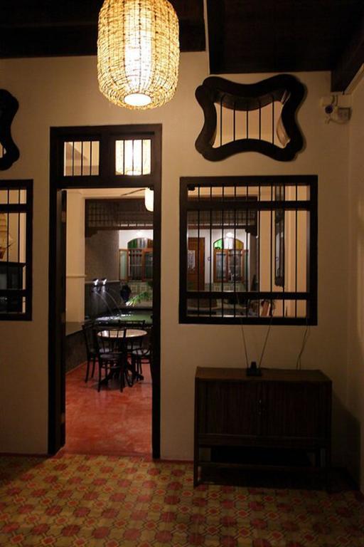 99 Oldtown Boutique Guesthouse Sha Extra Plus Phuket المظهر الخارجي الصورة