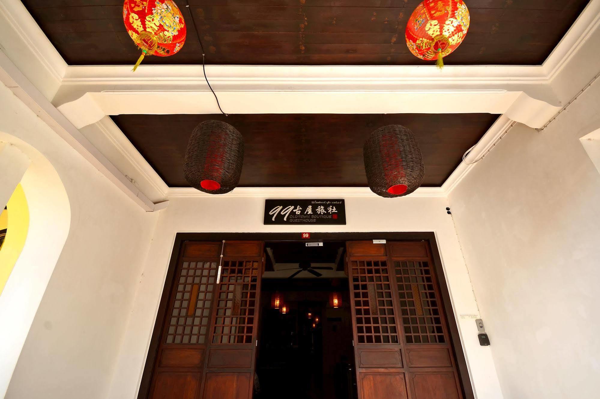 99 Oldtown Boutique Guesthouse Sha Extra Plus Phuket المظهر الخارجي الصورة