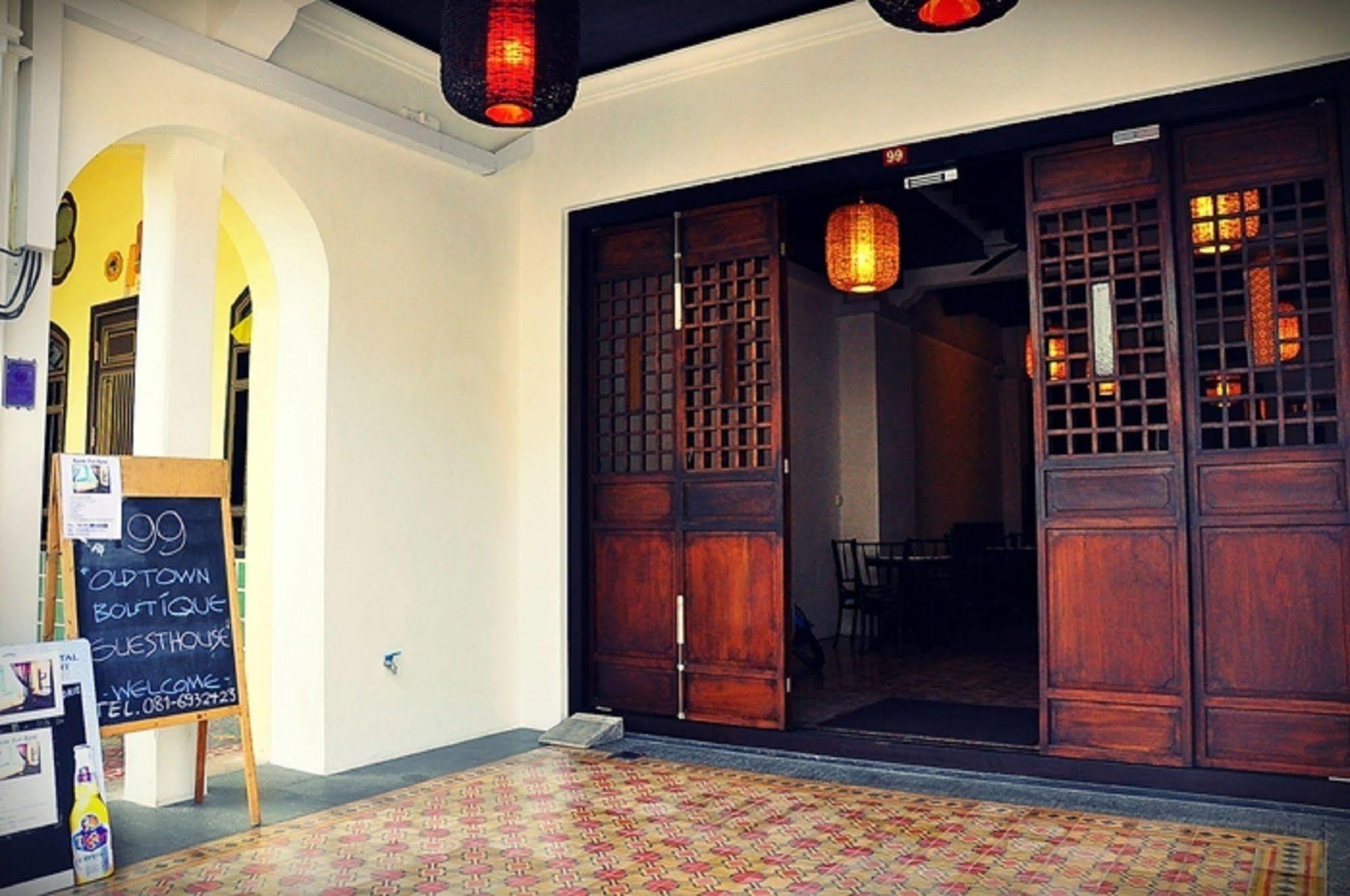 99 Oldtown Boutique Guesthouse Sha Extra Plus Phuket المظهر الخارجي الصورة