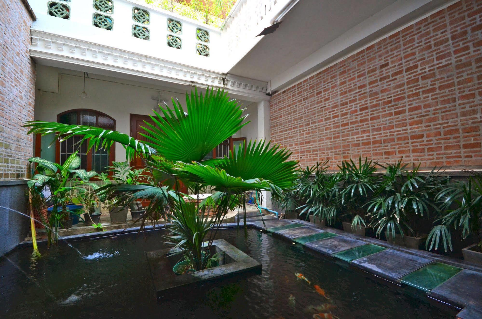 99 Oldtown Boutique Guesthouse Sha Extra Plus Phuket المظهر الخارجي الصورة