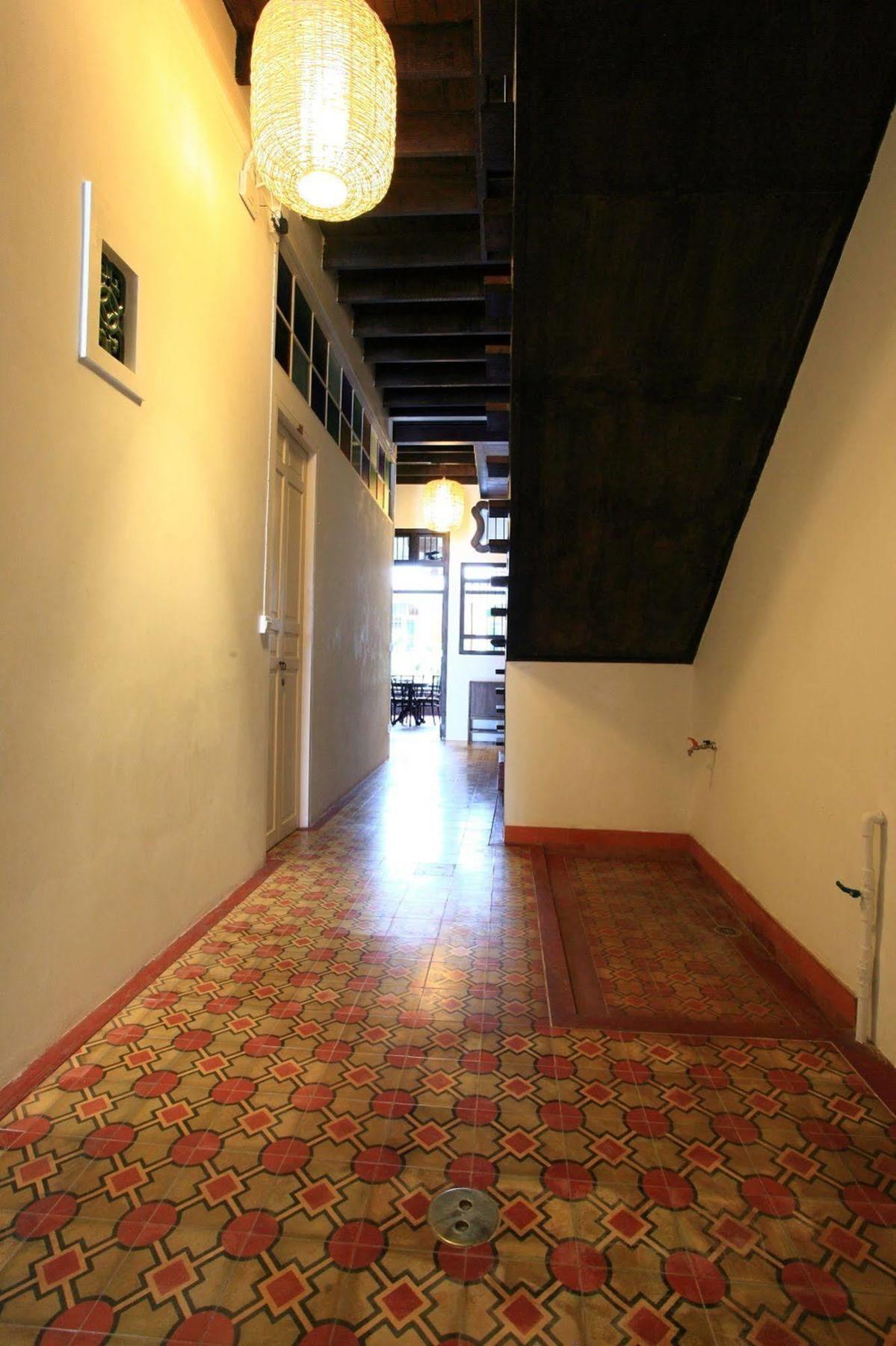 99 Oldtown Boutique Guesthouse Sha Extra Plus Phuket المظهر الخارجي الصورة