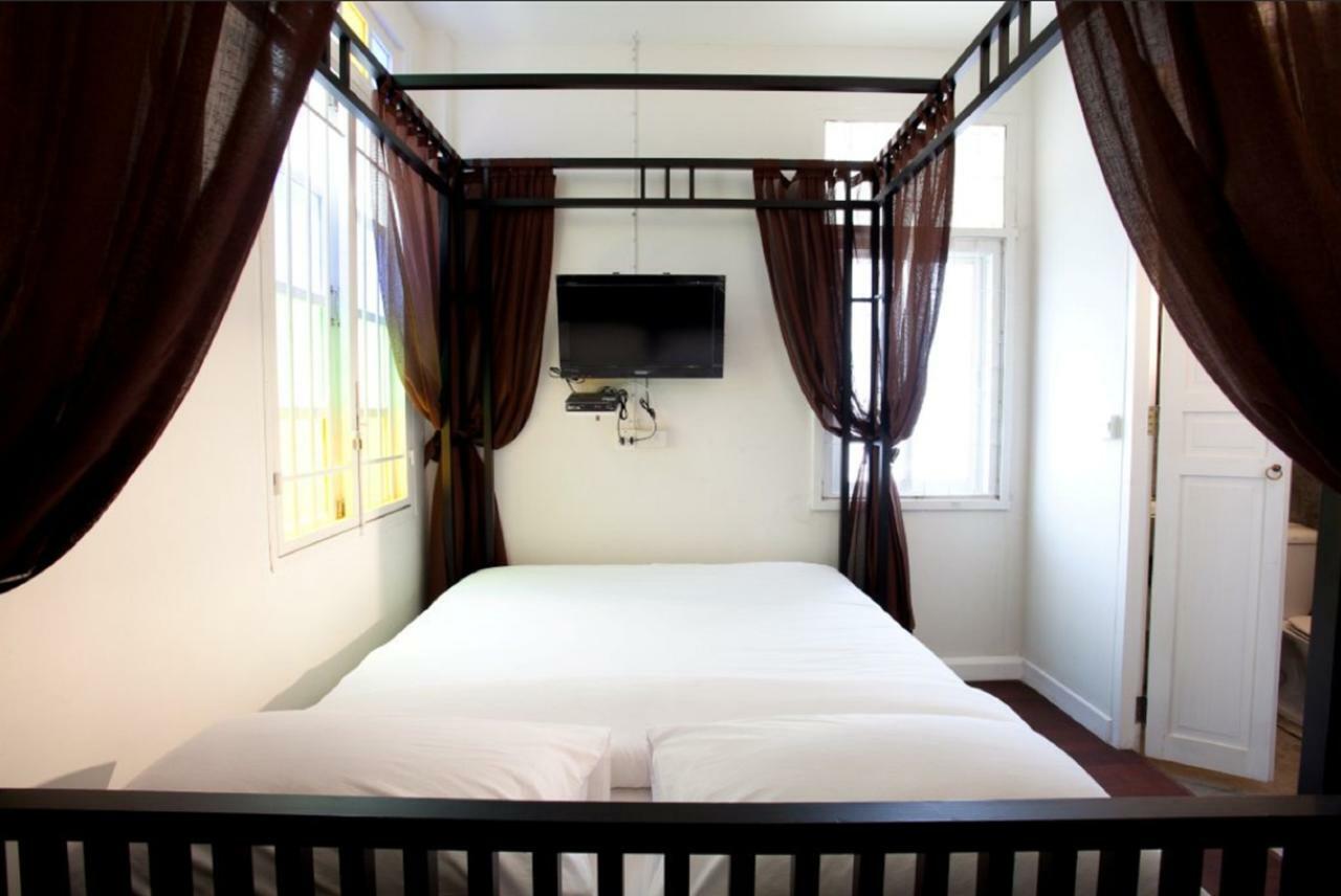 99 Oldtown Boutique Guesthouse Sha Extra Plus Phuket المظهر الخارجي الصورة