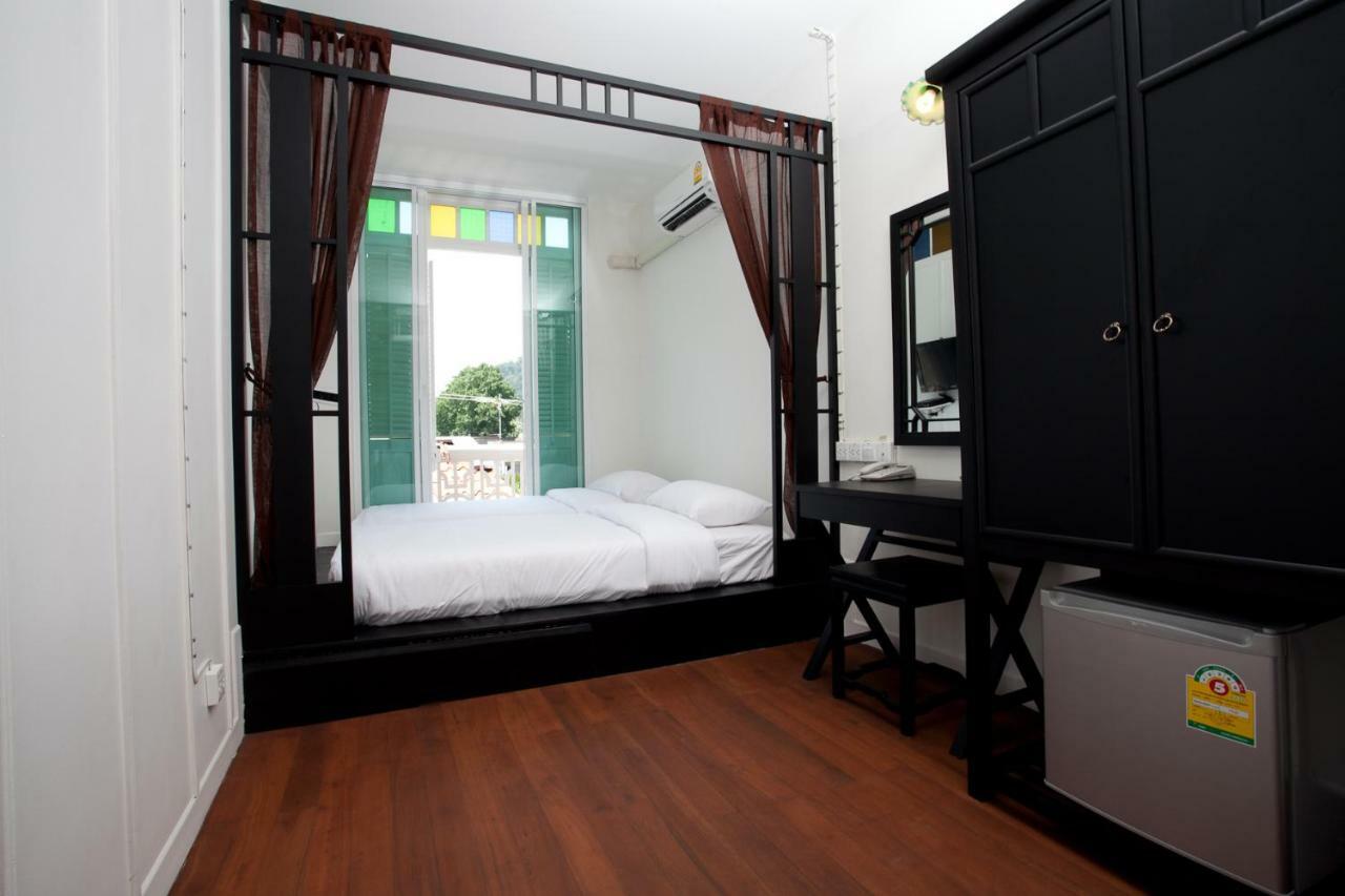 99 Oldtown Boutique Guesthouse Sha Extra Plus Phuket المظهر الخارجي الصورة